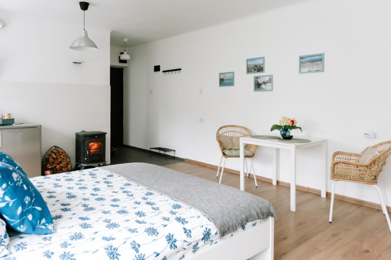 Lake Aluksne Studio Apartment Exterior foto